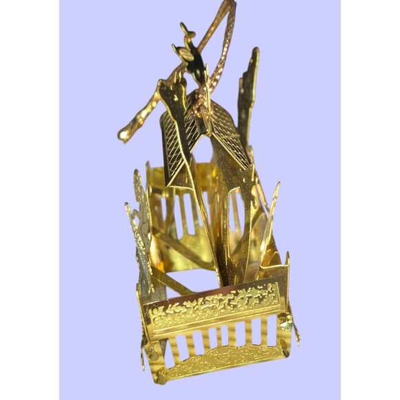 Laser Cut Noah's Ark Goldtone Hanging Christmas Ornament - Picture 8 of 16